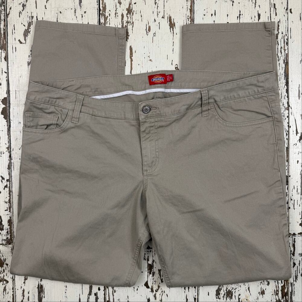 Dickies pants women’s five pocket flat front khaki type size 20 Great Condition! - Picture 2 of 6